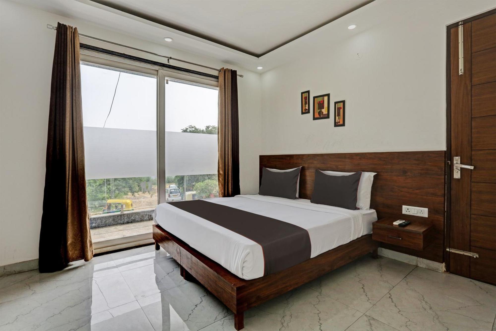 Hotel O Vikrant Residency Gurgaon Exteriör bild